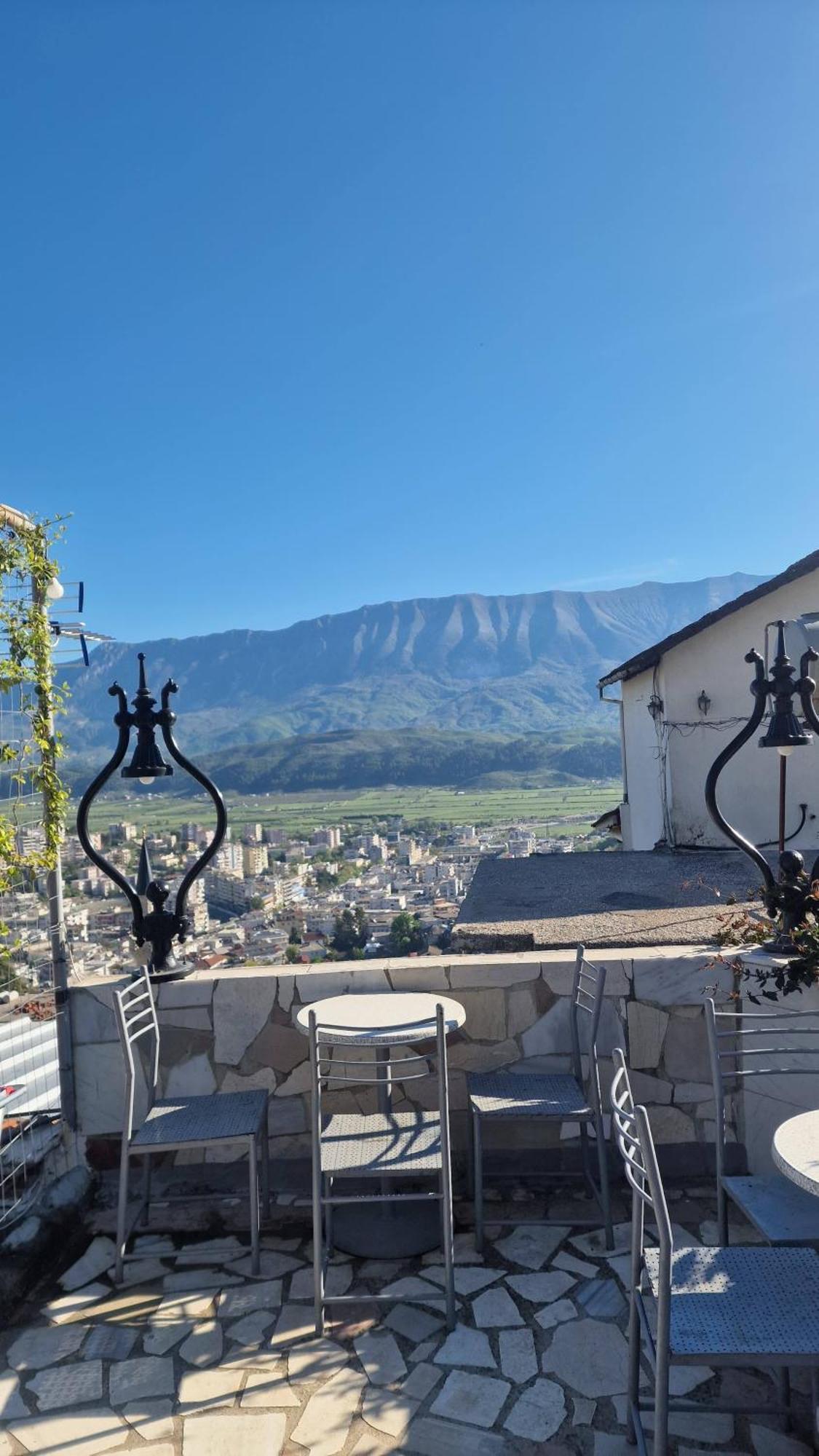 Guest House Bake Gjirokastra Zewnętrze zdjęcie