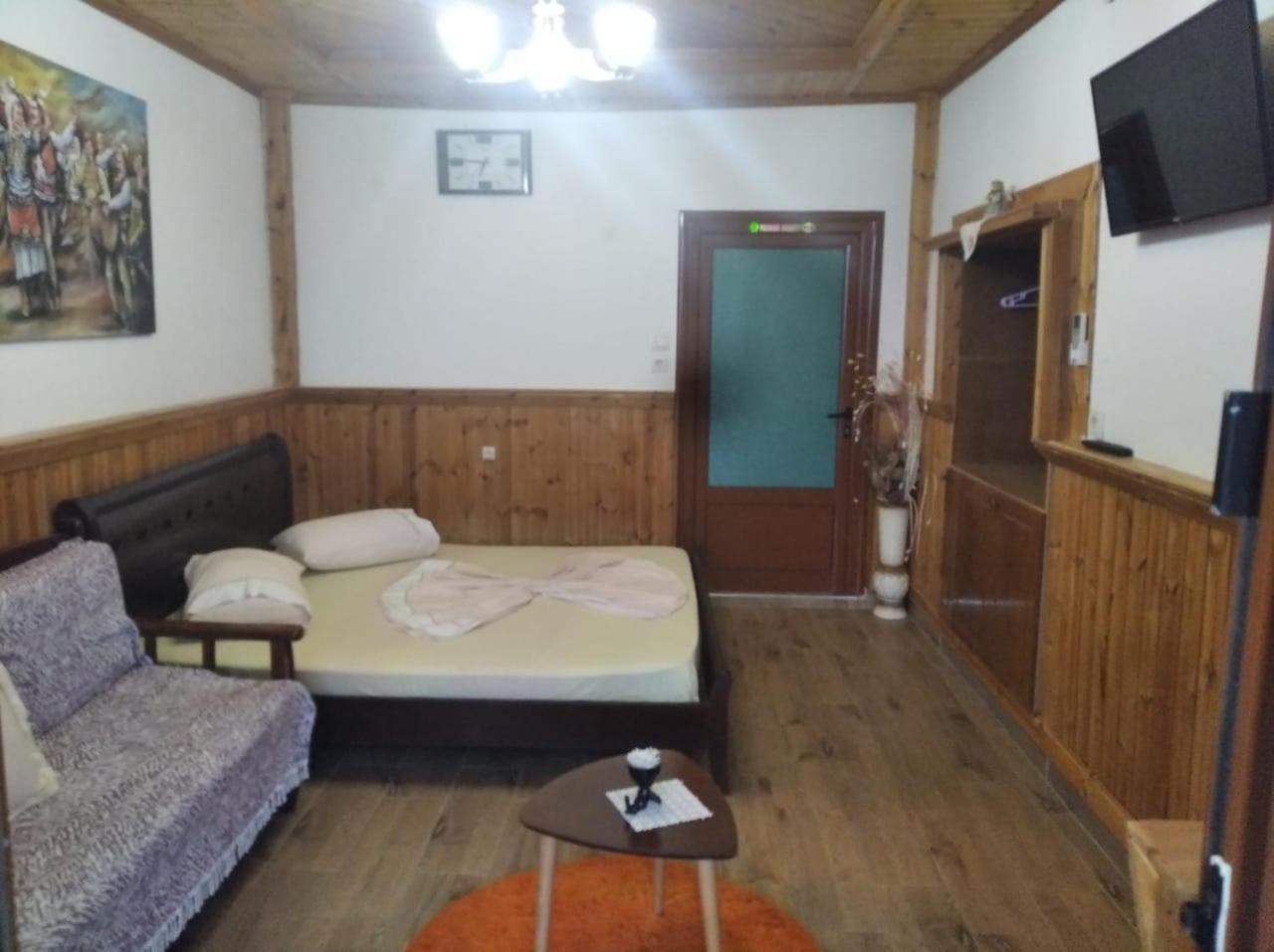 Guest House Bake Gjirokastra Zewnętrze zdjęcie