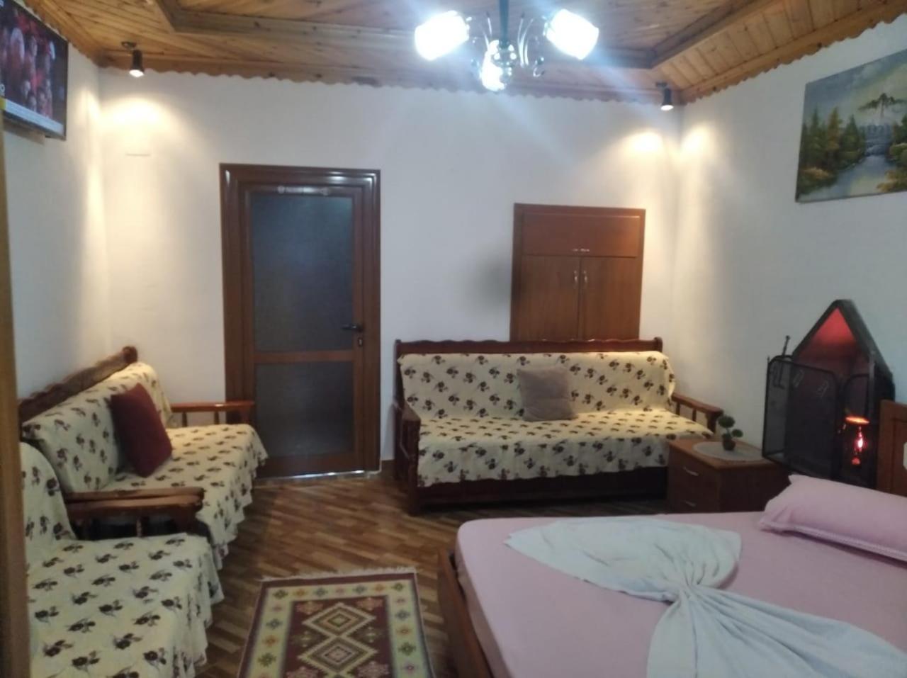 Guest House Bake Gjirokastra Zewnętrze zdjęcie