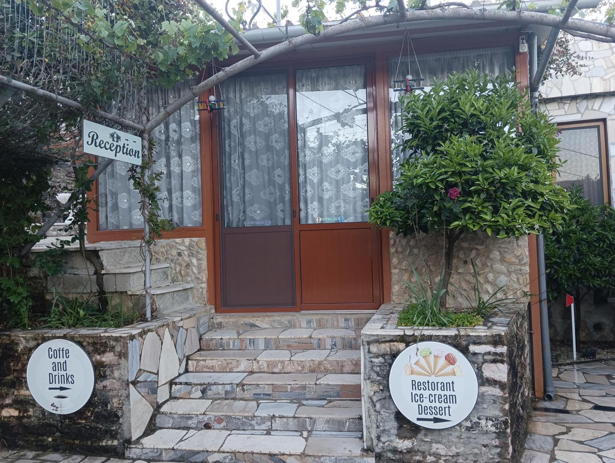 Guest House Bake Gjirokastra Zewnętrze zdjęcie